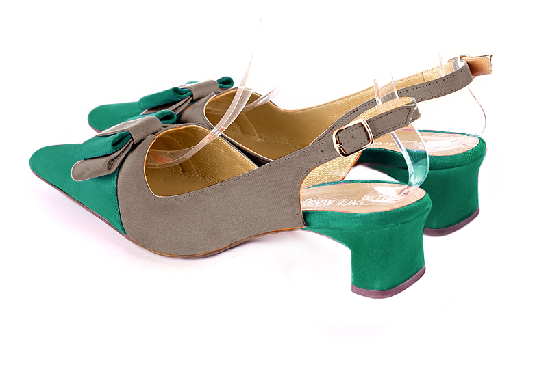 Emerald green and taupe brown women's open back shoes, with a knot. Tapered toe. Low kitten heels. Rear view - Florence KOOIJMAN